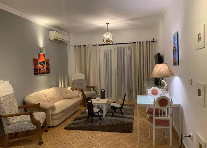 Luxury One Bedroom Ritz Carlton Apartment *
